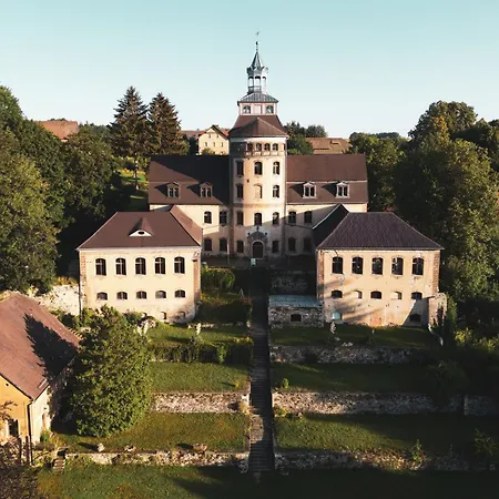 Ferienwohnung Landscapeapartment, 46Qm Individual Fewo Mit Fernblick Ins Zittauer Gebirge, Ferienapartment Im Historischen Altstadtkern Zittau Exterior photo
