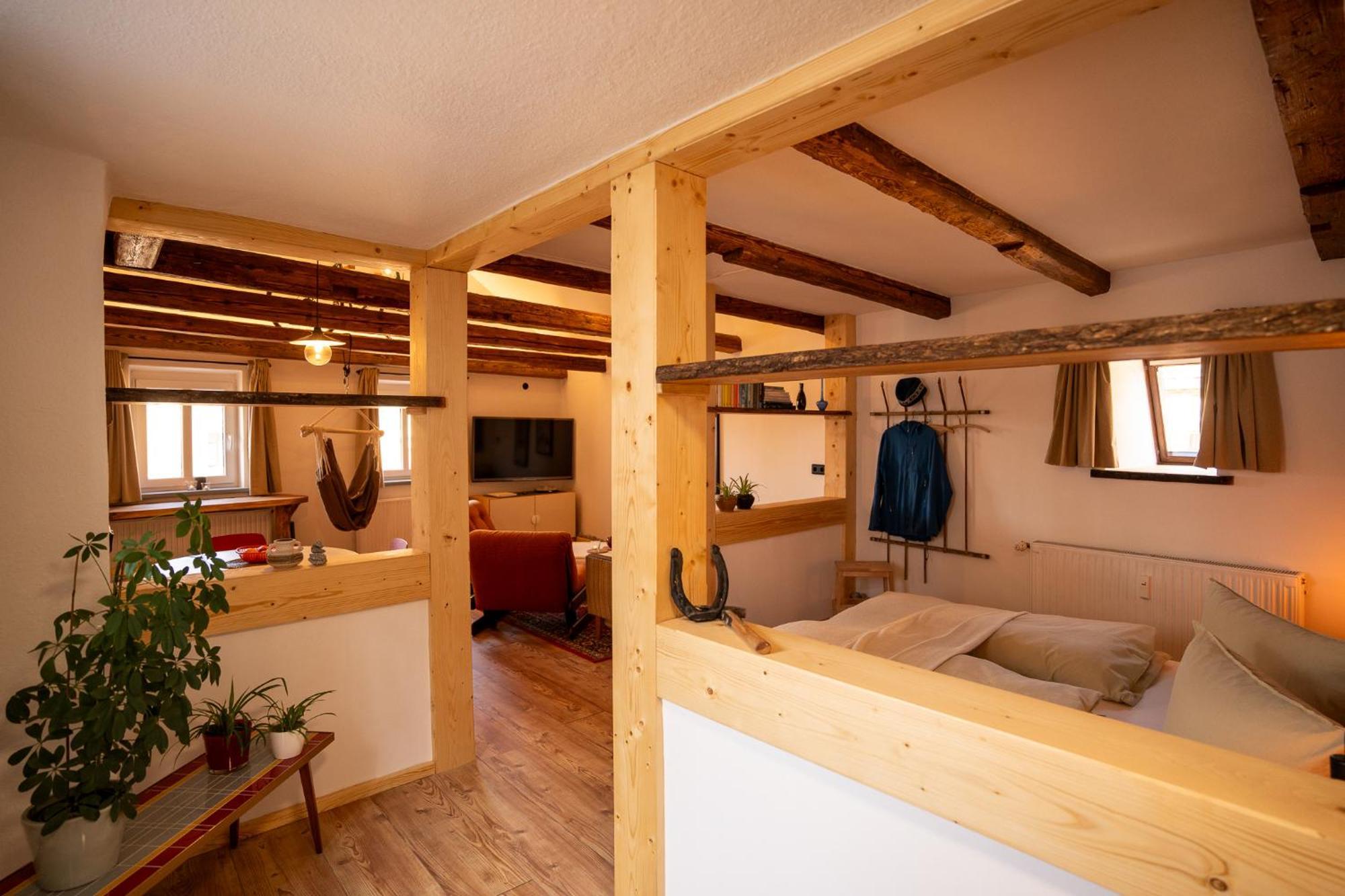 Landscapeapartment, 46qm Individual Mit Fernblick Ins Zittauer Gebirge, Ferienapartment Im Historischen Altstadtkern Zittau