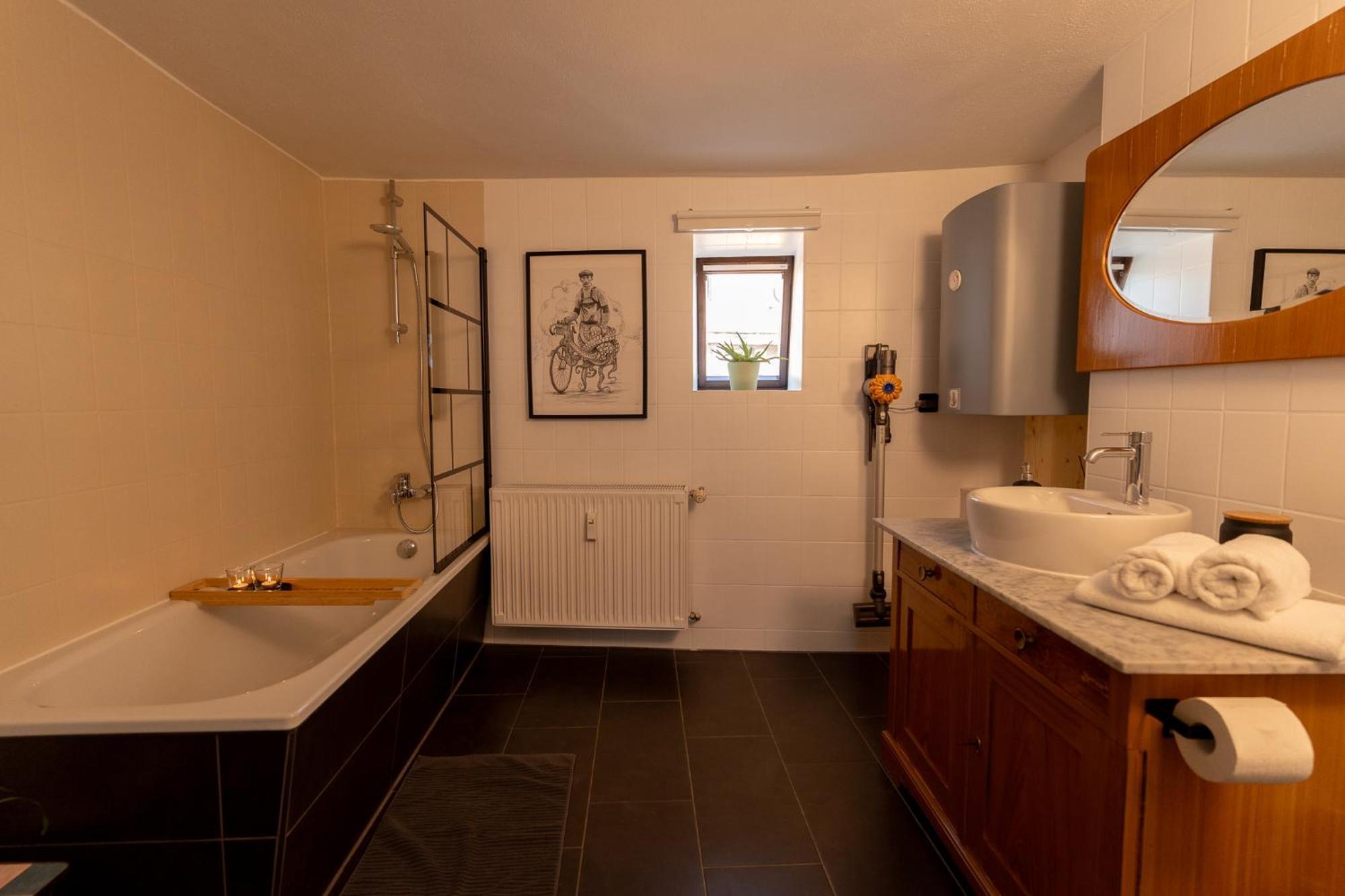 Landscapeapartment, 46qm Individual Mit Fernblick Ins Zittauer Gebirge, Ferienapartment Im Historischen Altstadtkern Zittau